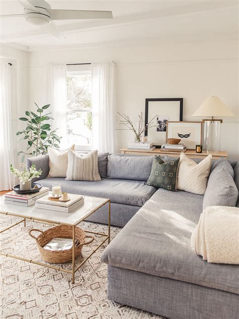 Cozy And Inviting With A Corner Couch — Homebnc