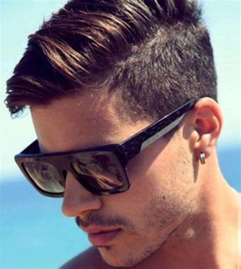 There are multiple haircuts for long hair that are trendy, manageable and stunning. 35 Best Short Sides Long Top Haircuts (2021 Styles) | Mens ...
