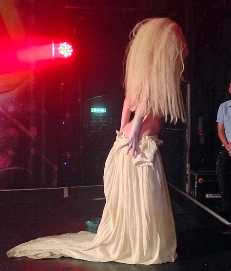 Photos Lady Gaga Strips Nakd On Stage During A Surprise Show In