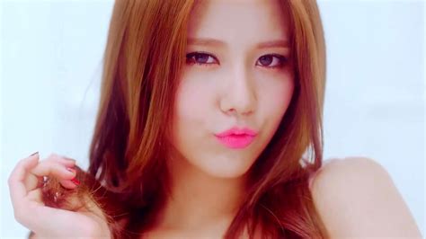 Aoa Ντεμπούτο στην Ιαπωνία με το Miniskirt Who Is Who I Say Myeolchi K Pop In Greek