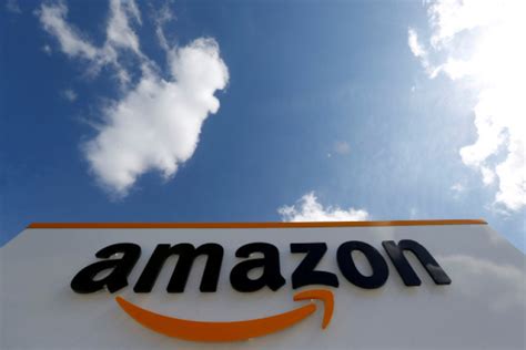 Amazon Brings Online Sellers To Uk High Street In Pop Up Stores