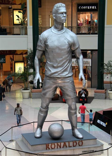 The statue was unveiled at cristiano ronaldo international airport but was panned for not looking there are perhaps few greater honours for a football player to receive than a statue to mark their. Scouse Pie and Bovril: Football Statues - Part 1