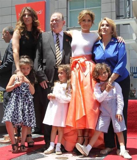 Jennifer Lopez Reveals Sadness Over Dad David And Mum Guadalupe Hello