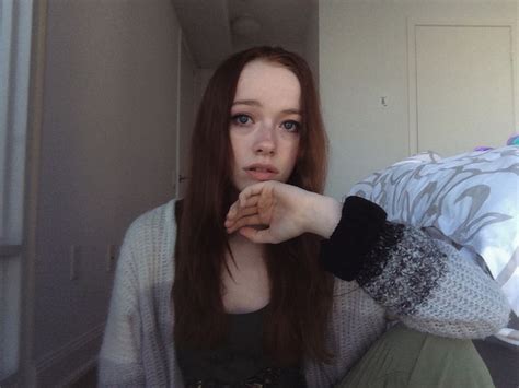 Her attempts to change her appearance led anne shirley cuthbert (played by amybeth mcnulty) to purchase hair dye so that she could have rave black locks. Amybeth McNulty | Garotas, Amy, Divas
