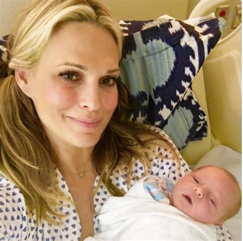 Molly Sims Welcomes Son Grey Celeb Baby Laundry