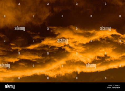Ominous Storm Clouds Rain Threatening Swirling Stock Photo Alamy