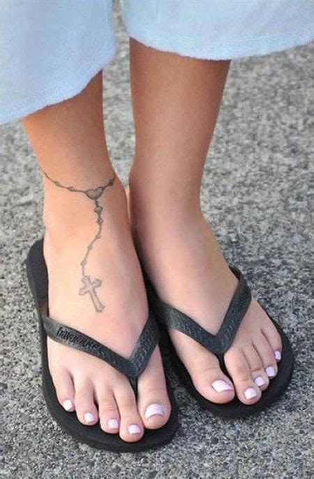 12 Beautiful Foot Tattoos ~ Crazy Pics