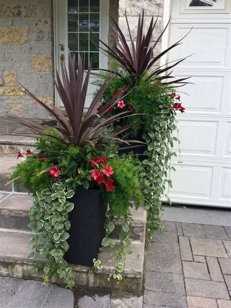 45 Create Small Front Yard Landscaping Ideas 40 ~ Flower