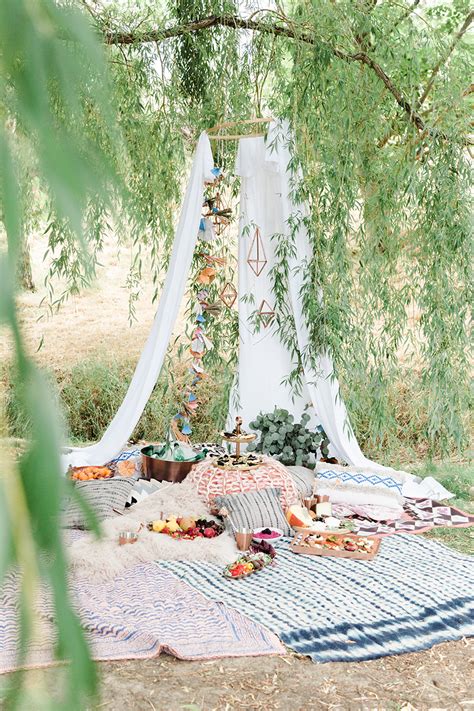 Bohemian Picnic Ideas For A Relaxed Weekend Getaway