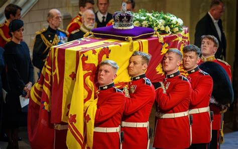 Heart Of Oak International Spotlight On Queen Elizabeths Coffin