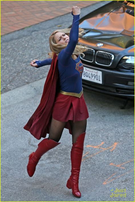 Melissa Benoist Breaks Out Into A Silly Dance On Supergirl Set