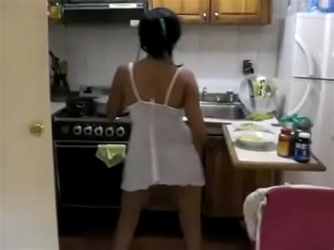 Esposa Nalgona Bailando En Tanga Xvideos Com