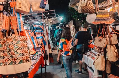 The Night Bazaar In Chiang Mai Is It Worth It Travelers And Dreamers