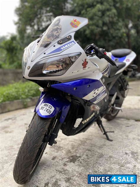 Yamaha r15 version 2.0 walk around video. Used 2014 model Yamaha YZF R15 for sale in Mumbai. ID ...