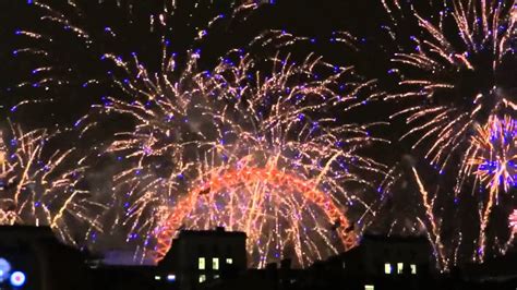 Fireworks Over London New Years Eve Youtube