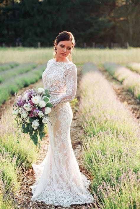 Get the best deals on long sleeve wedding dress in summer and save up to 70% off at poshmark now! 25 Long Sleeve Wedding Dresses You Will Fall in Love With ...