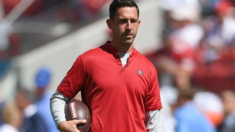 Watch 49ers Head Coach Kyle Shanahan Running Routes During His College