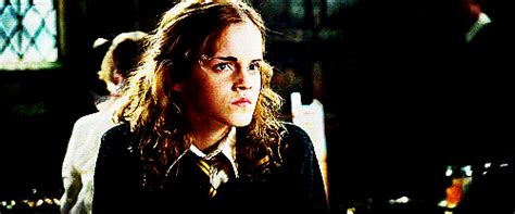Their Judging You Faces Are On Point 15 Ways Emma Watson Can