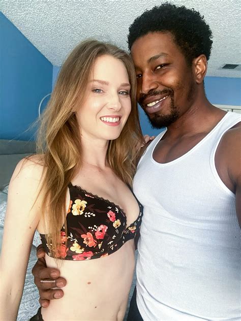 Tw Pornstars 2 Pic Isiah Maxwell Twitter I Had To Get 👑 Ashleylanexxx Over To My Room Sex