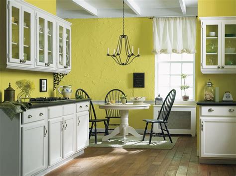 Https://tommynaija.com/paint Color/country Yellow Paint Color