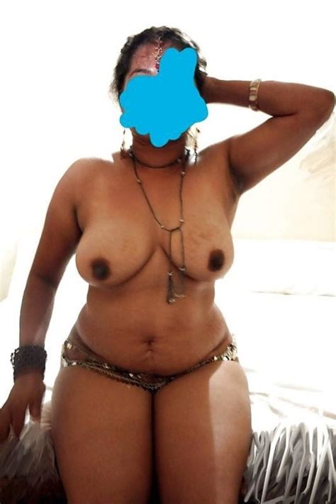 50 Hot Punjabi Aunty Xxx Photo With Round Booty Boobs
