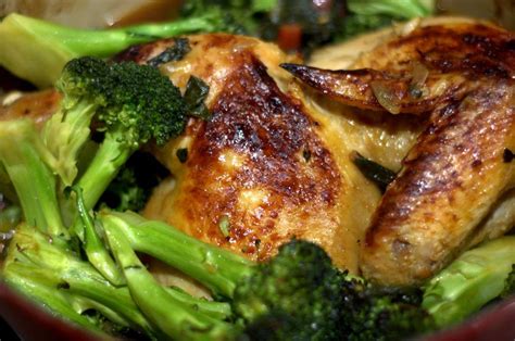 Our favorite swiss chard recipes include pasta, quiche, skillet pizza, soups, side dishes, and even salads. Baked Chicken with Broccoli and Swiss Chard in 2020 ...