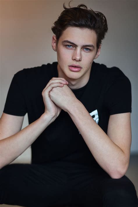 Gray saw nature as filled with unmistakable and irresistible indications of design and argued that god himself is the very last, irreducible causal factor. 57 best images about Darwin Gray on Pinterest | Irish guys ...