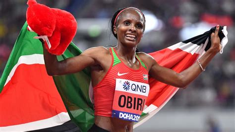 Find the perfect hellen obiri stock photo. Mondiaux de Doha : Hellen Obiri garde l'or du 5 000, une ...