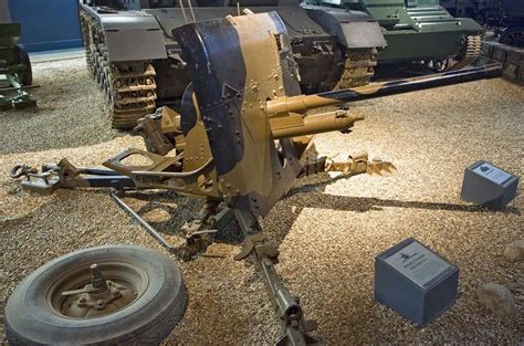 Ordnance Qf 2 Pounder Photos History Specification