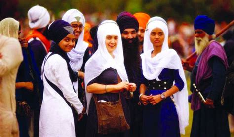 Rising Trend Of Turban Tying Among Sikh Girls — The Indian Panorama