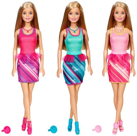 Barbie Fashion Glam Doll And Accessory