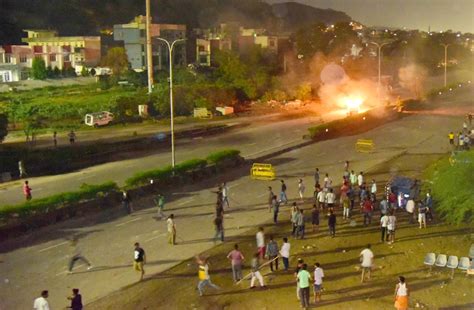 Communal Tension In Jaipur तनाव के बीच चारदीवारी में एेसे मना स्वतंत्रता दिवस व रक्षाबंधन