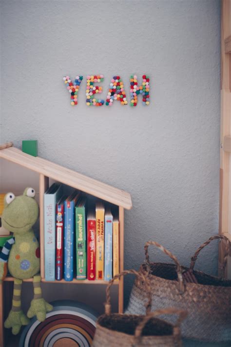 DIY Pompom Buchstaben als Kinderzimmerdeko | Flipboard