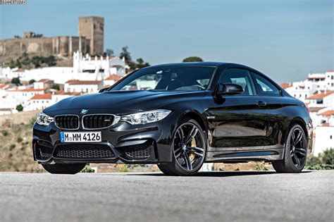 Bmw m4 features and specs at car and driver. BMW Cars - Wallpapers: BMW M4 Coupe in Sapphire Black