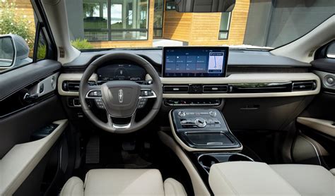 Interior Picture Of The 2022 Lincoln Navigator Lincoln Navigator