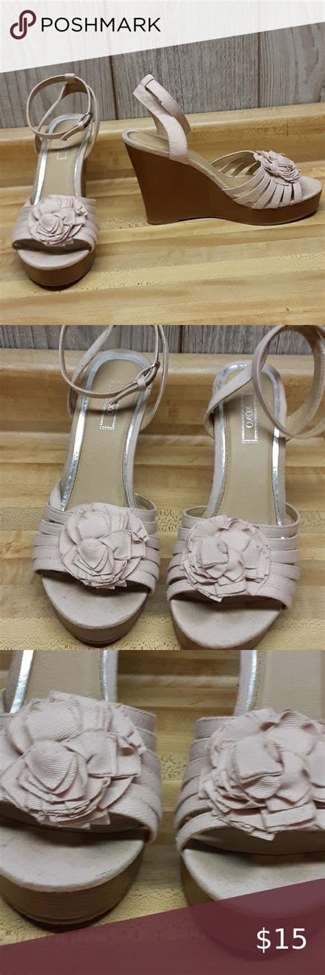 XOXO Raina Wedge Sandals Wedge Sandals Womens Shoes Wedges Denim Flowers