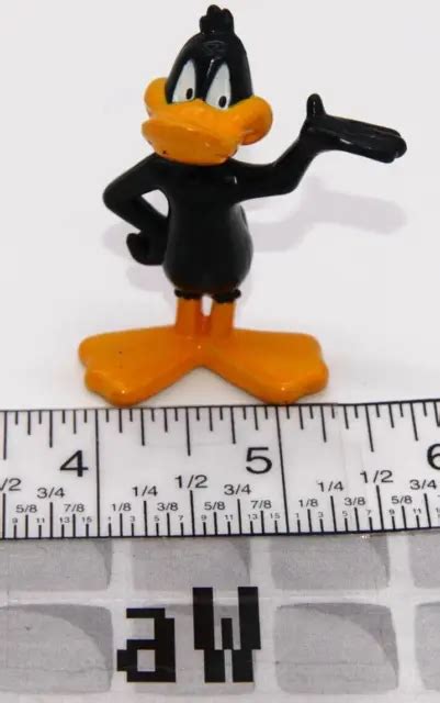 Vintage 1998 Daffy Duck Looney Tunes Plastic Figure Toy Figurine 995
