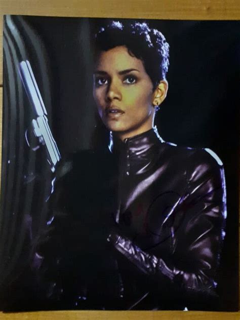 James Bond 007 Die Another Day Halle Berry Jinx Catawiki