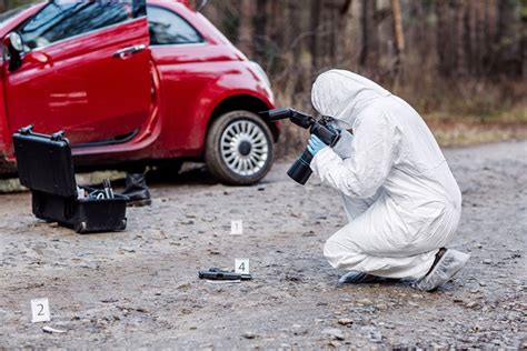 How To Become A Crime Scene Photographer Step By Step Guide Optics Mag