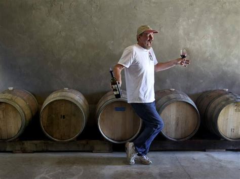 Sonoma Valley Vintners Show Off Wines From The Barrel