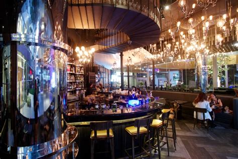 1881 Bar And Restaurant By Partyspacedesign At Centralworld Mall