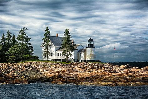 Winter Harbor Lighthouse Photograph By John Donovan