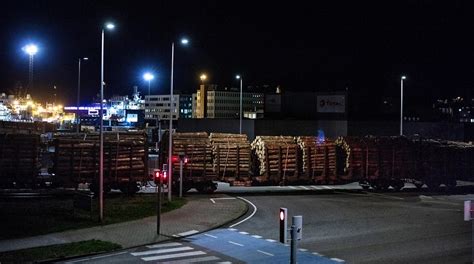 Som bekendt er godstogstrafikken fra esbjerg havn indstillet. Endelig et godstog igennem Esbjerg Havn - Transportmagasinet