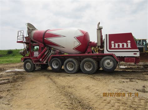 Big Red Irving Materials Terex Advance Cement Mixer Concrete Truck
