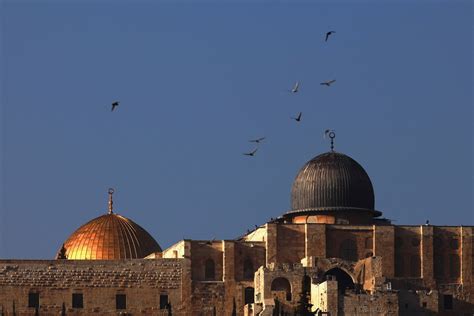 By abdulla saad moaswes & homam zituni. Israel Trying to Destroy Al-Aqsa Mosque - navedz.com