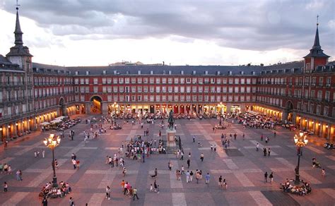 ¿no Conoces Los Secretos De La Plaza Mayor De Madrid Descubre Su
