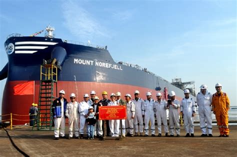 Successful Launching Of 2 X 210 000 Dwt Bulk Carriers At New Times