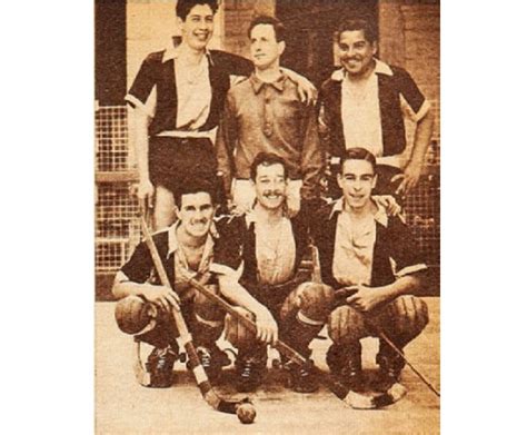 Последние твиты от arturo fernández vial (@aafernandezvial). Almanaque del Hockey-Patín Chileno (25): Fernández Vial de ...