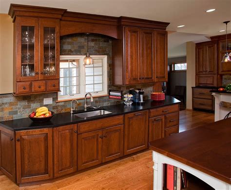 Traditional kitchen with island and tile floor. Traditional Kitchen Designs And Elements - TheyDesign.net ...