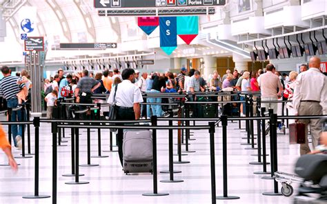 800 Workers At Newark Liberty International Airport Will Lose Their